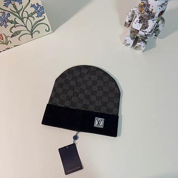 Okify Louis Vuitton Damier Black And Gray Beanie Hat