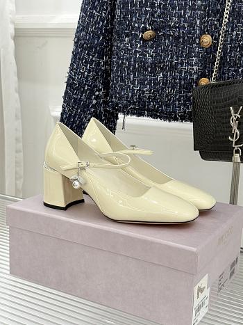 Okify Jimmy Choo White Mary Jane Heels With Pearl