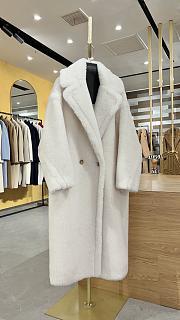 Okify MaxMara Teddy White Long Coat - 1