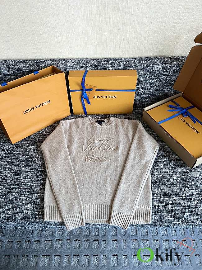 Okify Louis Vuitton Beige Sweater 26621 - 1