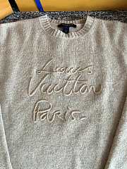 Okify Louis Vuitton Beige Sweater 26621 - 2