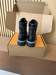 Okify Louis Vuitton Black Ankle Boots With Heart Charm 1 - 4