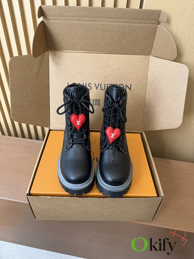 Okify Louis Vuitton Black Ankle Boots With Heart Charm 1 - 1