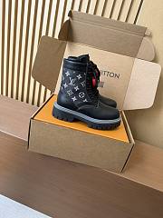 Okify Louis Vuitton Black Ankle Boots With Heart Charm 2 - 4