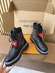Okify Louis Vuitton Black And Brown Ankle Boots With Heart Charm  - 2