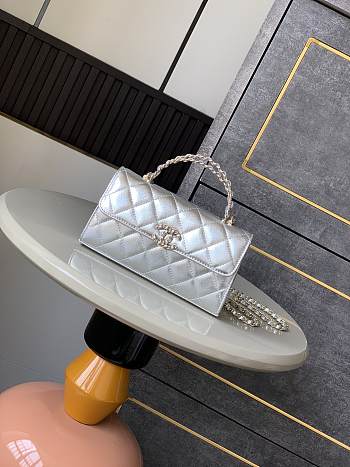 Okify CC 25s Kelly Bag In Silver With Cross Handle 18x10x4.5cm