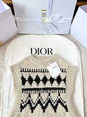 Okify Dior Knitted Sleeveless Tank Top Sweater - 3