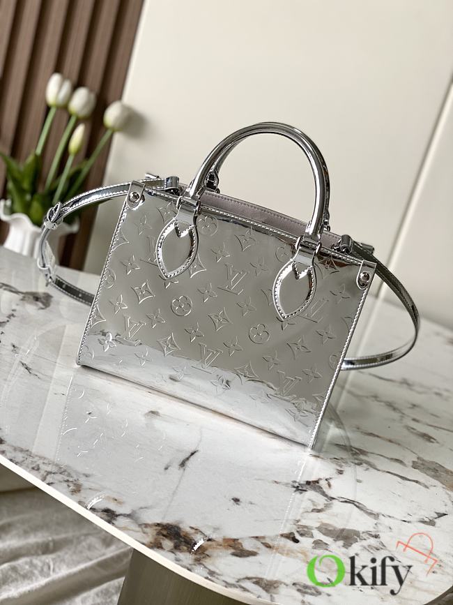 Okify Louis Vuitton OnTheGo PM Bag In Silver M26373 25x19x11.5cm - 1