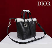 Okify Dior Toujours Vertical Small Tote Bag In Black Calfskin With Fur 18.5x18.5x12cm - 2