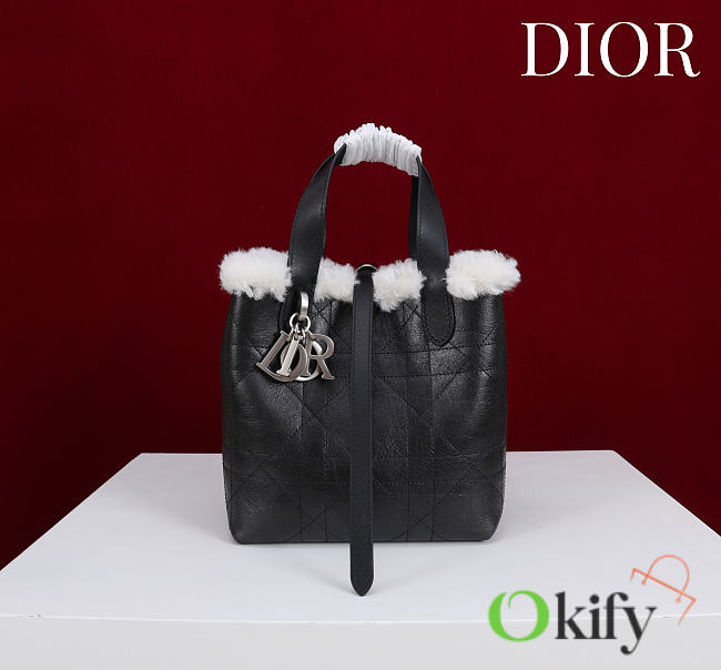 Okify Dior Toujours Vertical Small Tote Bag In Black Calfskin With Fur 18.5x18.5x12cm - 1