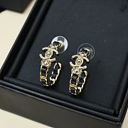 Okify CC Black And Gold Chain Hoop Earrings  - 4