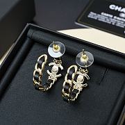 Okify CC Black And Gold Chain Hoop Earrings  - 2