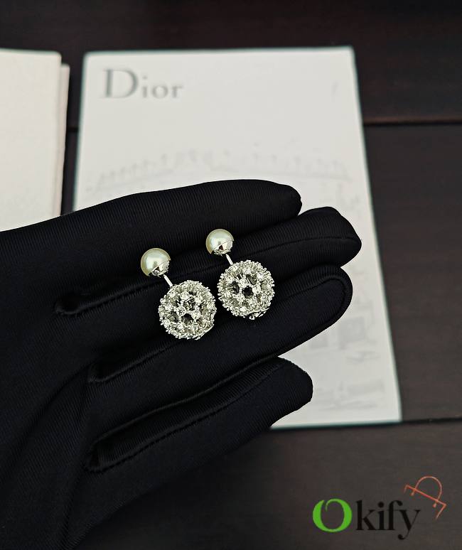 Okify Dior Silver Hollowed-out Large And Small Beads With Diamond Earrings - 1
