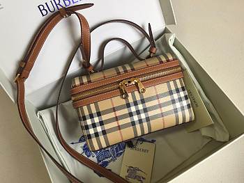 Okify Burberry Check Vanity Bag 19.5x15x8cm