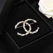Okify CC Silver Brooch 26777 - 2