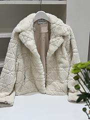 Okify Dior Fur Coat White  - 1