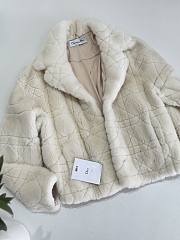 Okify Dior Fur Coat White  - 3