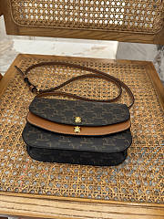 Okify Celine Due Wallet On Strap In Triomphe Canvas And Calfskin 20x13x6cm - 5