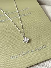 Okify VCA Silver Necklace 26824 - 5