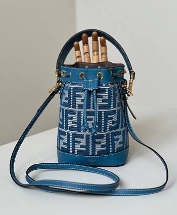 Okify Fendi Mon Tresor Bucket Bag Blue 18x14x12cm