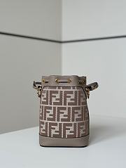 Okify Fendi Mon Tresor Bucket Bag Gray 18x14x12cm - 3