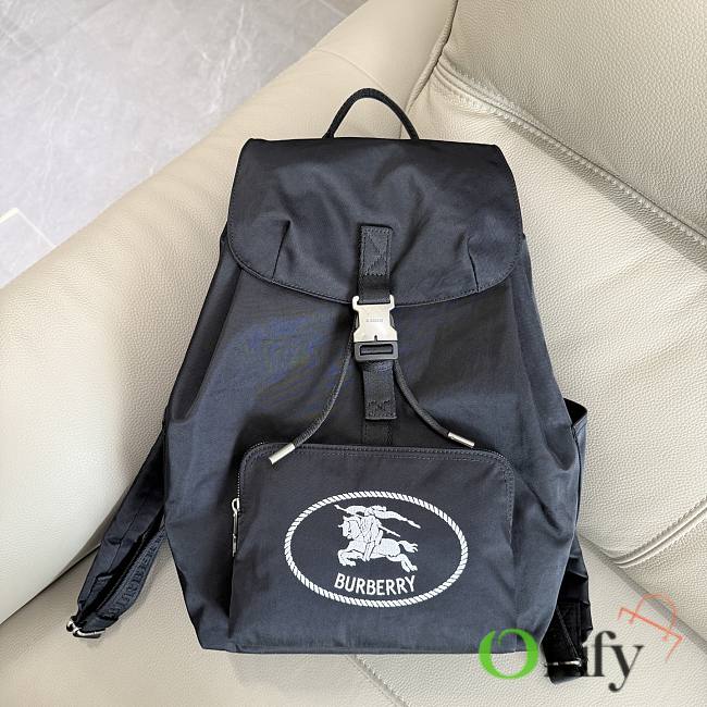 Okify Burberry Orkney Flap Backpack Black 40x27x17cm - 1