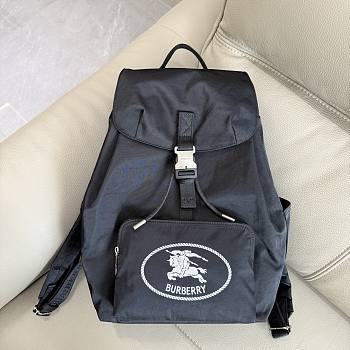 Okify Burberry Orkney Flap Backpack Black 40x27x17cm