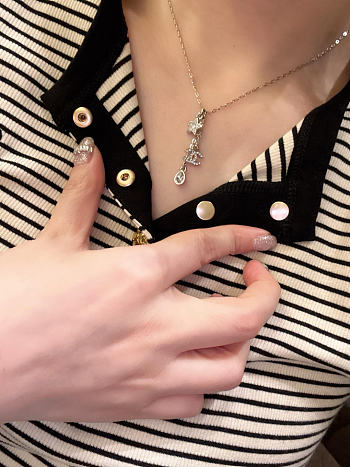 Okify CC Necklace With Star Charm 