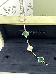 Okify VCA Gold Bracelet Green And Diamonds - 4