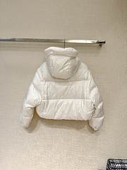 Okify Prada White Nylon Short-Cut Down Jacket With Detachable Sleeves - 5