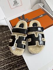 Okify Hermes Women Wool Slippers Black And White  - 1