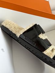 Okify Hermes Women Wool Slippers Black And White  - 4