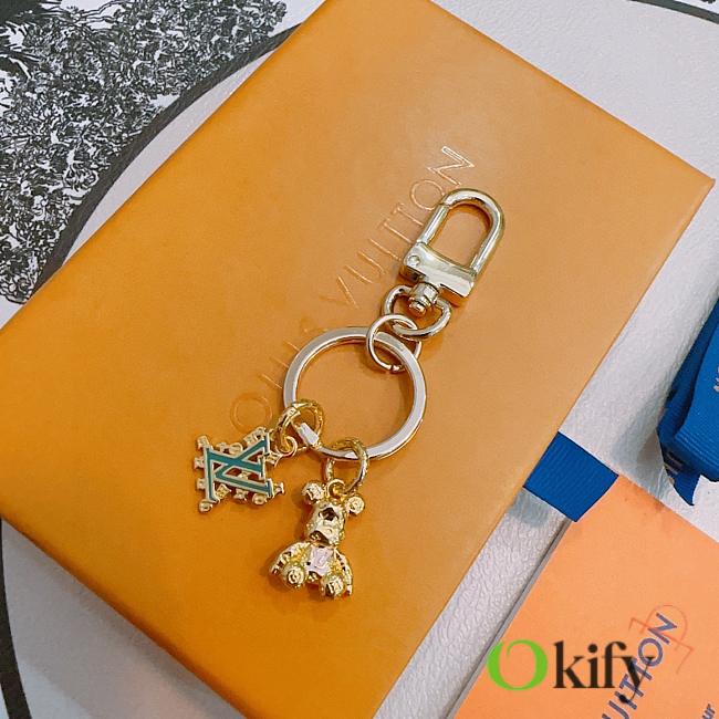 Okify Louis Vuitton Gold Bear Key Chain  - 1
