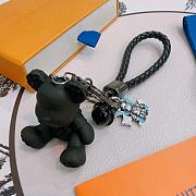Okify Louis Vuitton Silver Key Chain Black Bear - 3