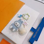 Okify Louis Vuitton Labubu Key Chain 27000 - 3