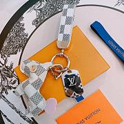 Okify Louis Vuitton Damier Dog Key Chain  - 2