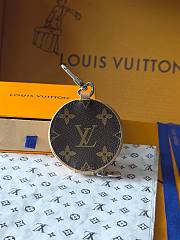 Okify Louis Vuitton Pink Donut Pouch Bag Charm M02549 - 6