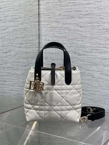 Okify Dior Toujours Bag White Black Strap 18x16x12cm