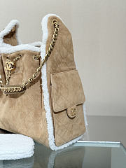 Okify CC Hobo Bag Light Brown Suede With Fur 40x30x15cm - 4