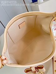 Okify Louis Vuitton x TM CarryAll East West Bag M27578 33x20x10cm  - 4