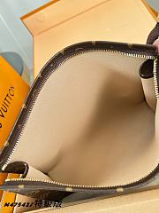Okify Louis Vuitton Toiletry Pouch Brown Monogram M47542 25x20x5cm - 6