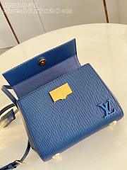 Okify Louis Vuitton Cluny Bag Dark Blue Epi 20x16x7cm - 4