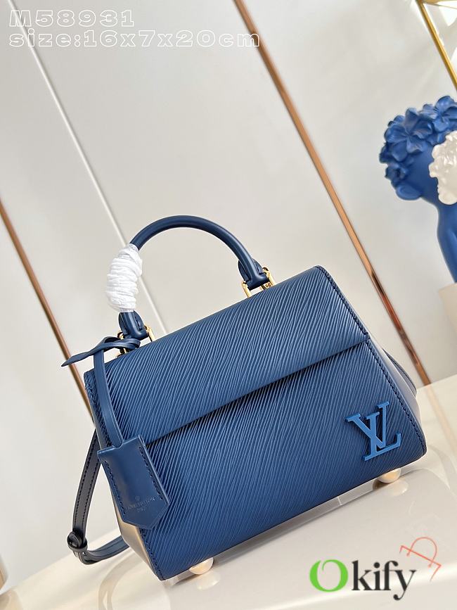 Okify Louis Vuitton Cluny Bag Dark Blue Epi 20x16x7cm - 1