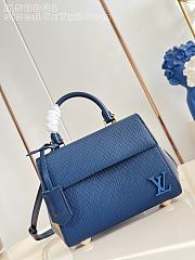 Okify Louis Vuitton Cluny Bag Dark Blue Epi 20x16x7cm - 1