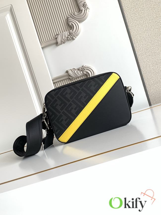 Okify Fendi Diagonal Camera Case Bag Black 22x15x5cm - 1