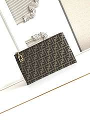 Okify Fendi Flat Baguette Pouch Small 28x17cm - 1