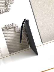 Okify Fendi Selleria Flat Pouch Medium Black 30x20cm - 5