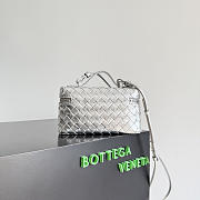 Okify Bottega Veneta Bang Bang Vanity Case Bag Silver 22x12.5x5cm - 4