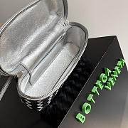 Okify Bottega Veneta Bang Bang Vanity Case Bag Silver 22x12.5x5cm - 6