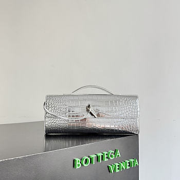 Okify Bottega Veneta Andiamo Clutch Bag Silver Crocodile 31x13x3cm